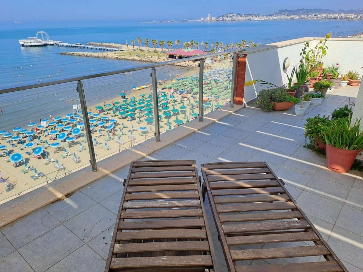 דורס Claudine Apartment מראה חיצוני תמונה