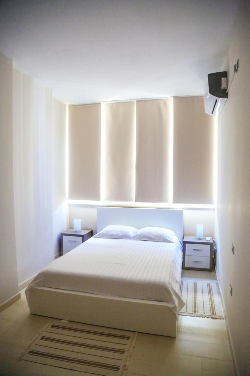דורס Claudine Apartment מראה חיצוני תמונה